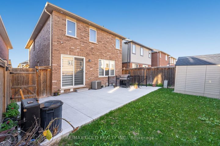 Photo 20 at 152 Vanhorne Close, Northwest Brampton, Brampton