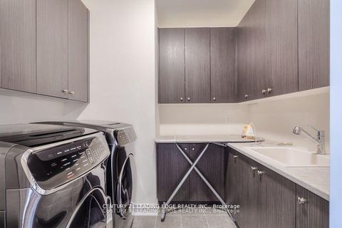 Photo 14 at 77 Terravista Crescent, Vellore Village, Vaughan
