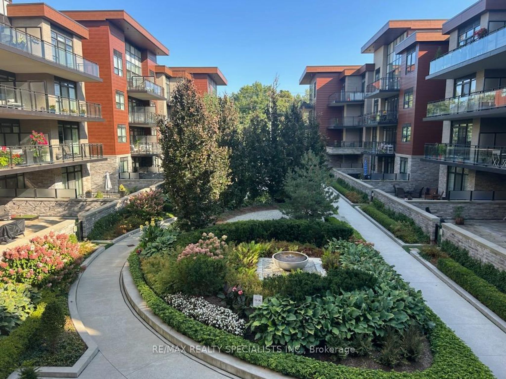 258 - 1575 Lakeshore Road W, Clarkson, Mississauga 