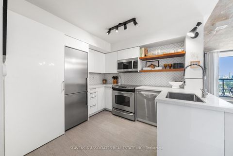 Photo 11 at 1402 - 1369 Bloor Street W, Dufferin Grove, Toronto