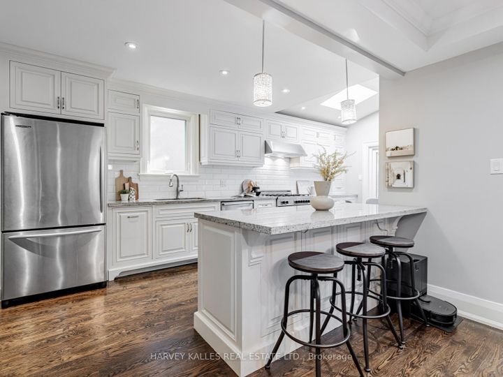 Photo 9 at 566 Oriole Parkway, Eglinton, Toronto