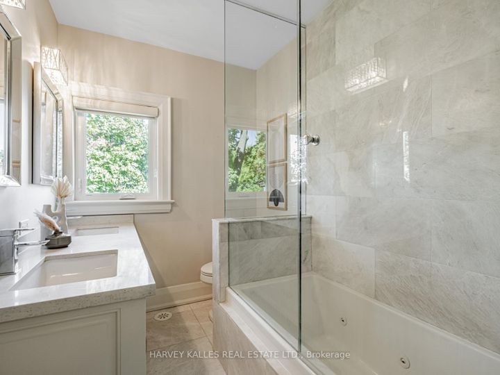 Photo 19 at 566 Oriole Parkway, Eglinton, Toronto