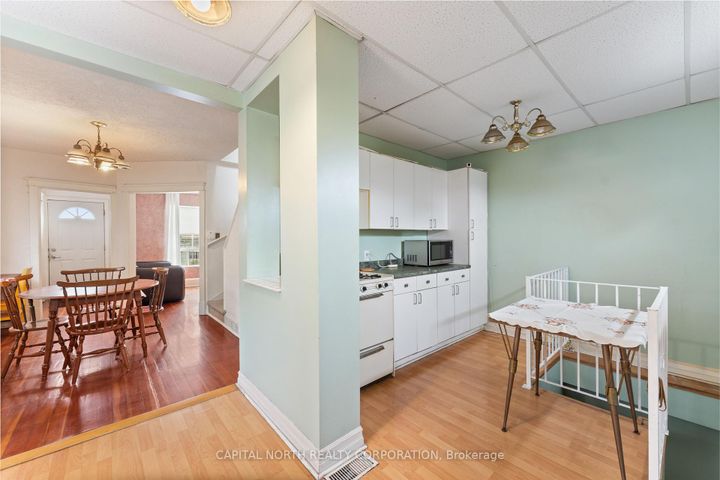 Photo 9 at 100 Livingstone Avenue, Belgravia, Toronto