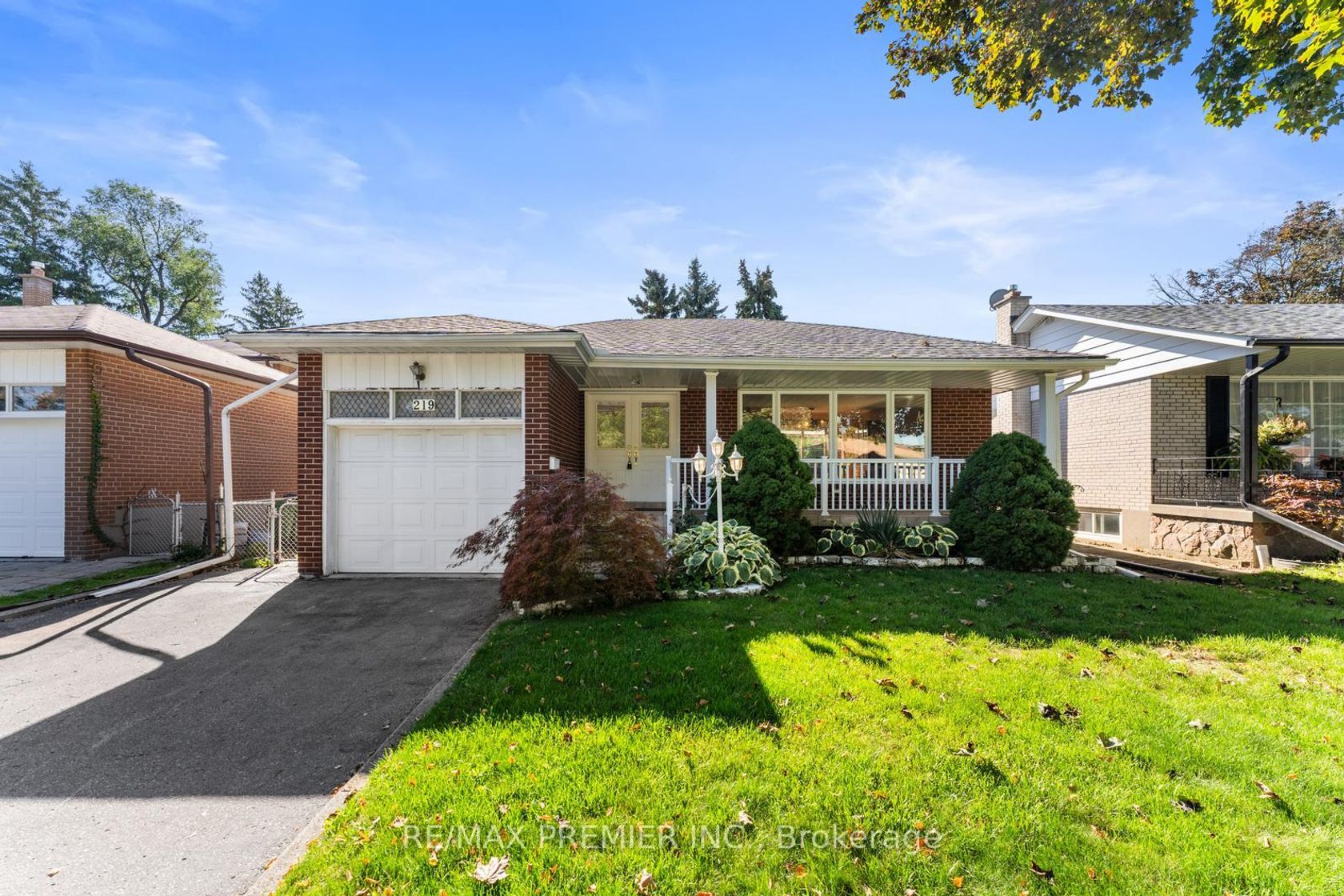 219 La Rose Avenue, Richview, Toronto 2