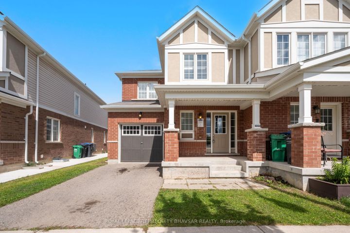 Photo 3 at 98 Quillberry Close, Northwest Brampton, Brampton