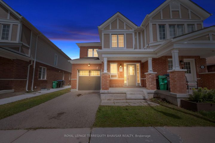 Photo 4 at 98 Quillberry Close, Northwest Brampton, Brampton