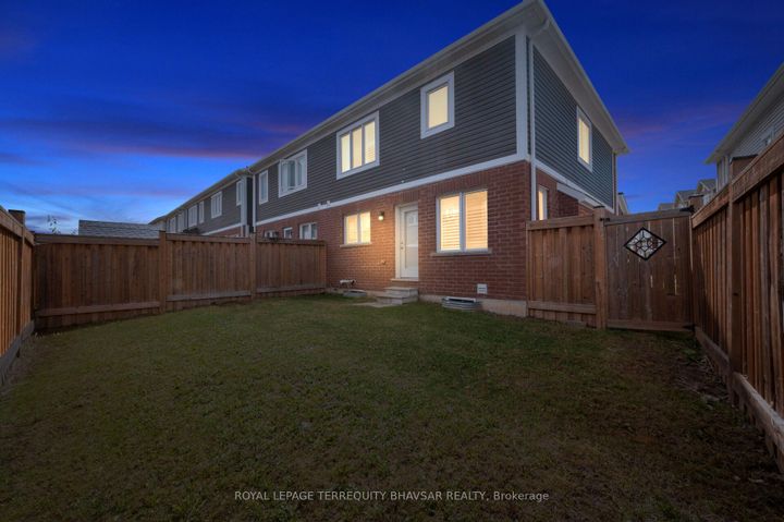 Photo 48 at 98 Quillberry Close, Northwest Brampton, Brampton