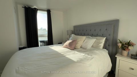 Photo 12 at 412 - 60 Berwick Avenue, Eglinton, Toronto