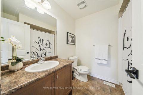 Photo 35 at 3150 Trailside Drive, GO Glenorchy, Oakville