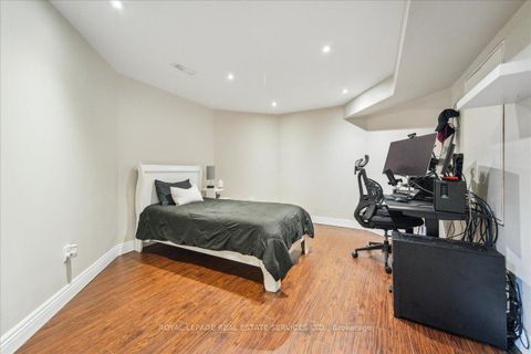 Photo 37 at 3150 Trailside Drive, GO Glenorchy, Oakville