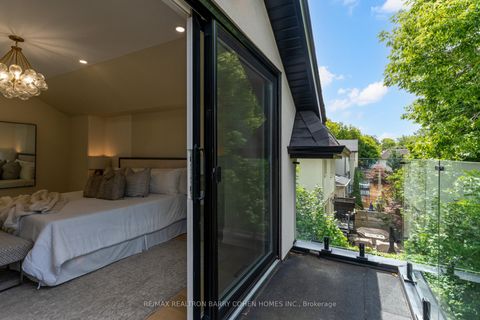 Photo 25 at 594 Broadway Avenue, Leaside, Toronto