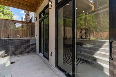 Photo 38 at 594 Broadway Avenue, Leaside, Toronto