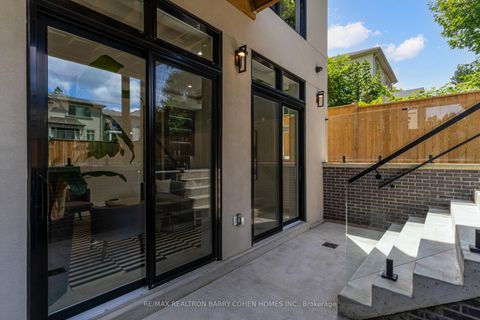 Photo 40 at 594 Broadway Avenue, Leaside, Toronto