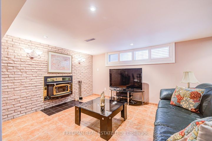 Photo 19 at 21 Martindale Road, Cliffcrest, Toronto