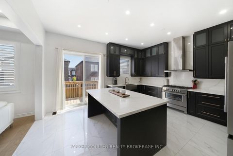 Photo 7 at 1239 Peelar Crescent, Lefroy, Innisfil Photo 7 at 1239 Peelar Crescent, Lefroy, Innisfil