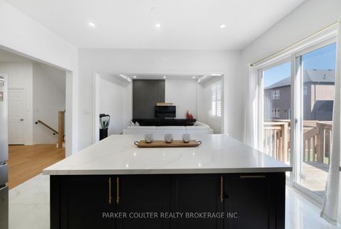 Photo 12 at 1239 Peelar Crescent, Lefroy, Innisfil