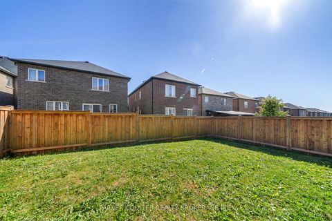 Photo 36 at 1239 Peelar Crescent, Lefroy, Innisfil