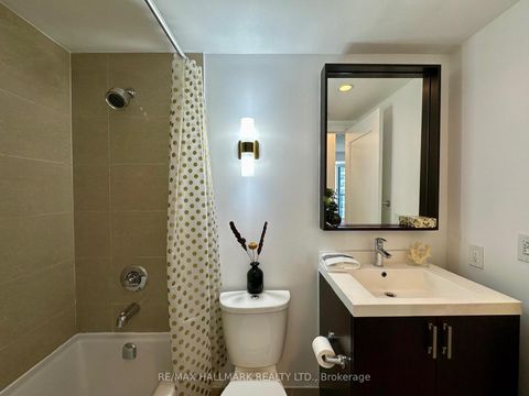 Photo 9 at 1008 - 18 Graydon Hall Drive, Donalda, Toronto