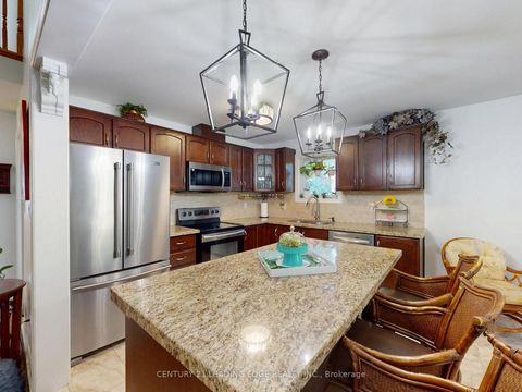 Photo 11 at 396 Curley Street, Historic Lakeshore Communities, Georgina
