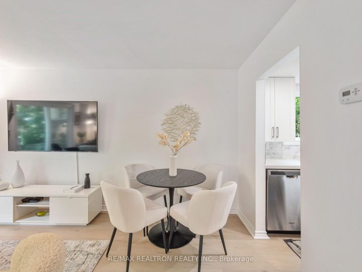 Photo 11 at 173 Tamarack Drive, Willowbrook, Markham