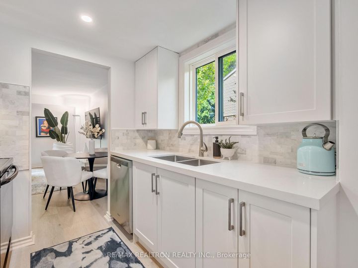 Photo 14 at 173 Tamarack Drive, Willowbrook, Markham