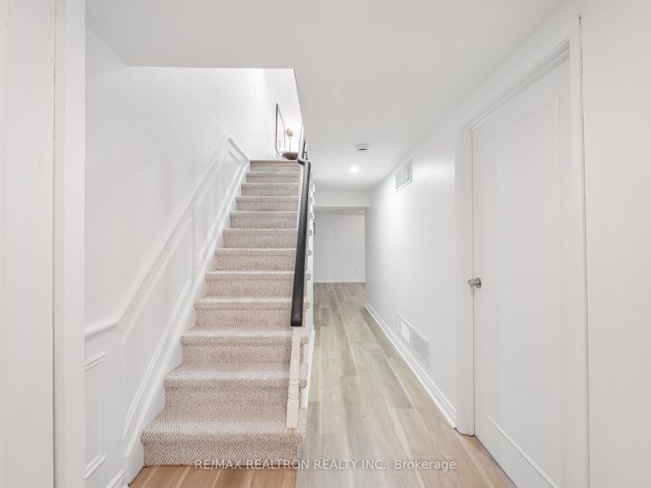 Photo 27 at 173 Tamarack Drive, Willowbrook, Markham