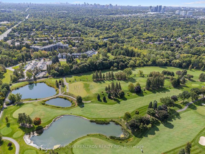 Photo 36 at 173 Tamarack Drive, Willowbrook, Markham