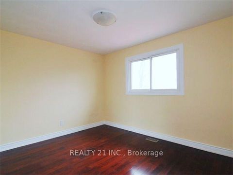 Photo 6 at 11 Heale Avenue, Cliffside, Toronto Photo 6 at 11 Heale Avenue, Cliffside, Toronto