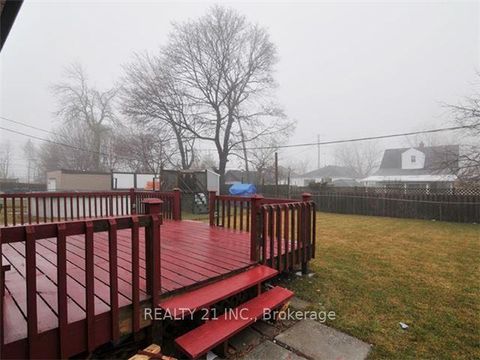 Photo 19 at 11 Heale Avenue, Cliffside, Toronto