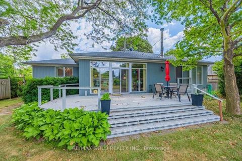 Photo 1 at 378 Sandlewood Road, WO West, Oakville