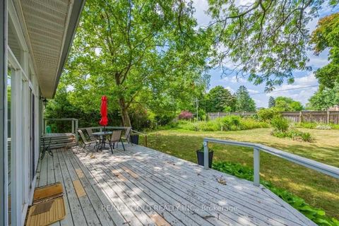 Photo 4 at 378 Sandlewood Road, WO West, Oakville