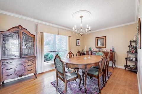 Photo 16 at 378 Sandlewood Road, WO West, Oakville