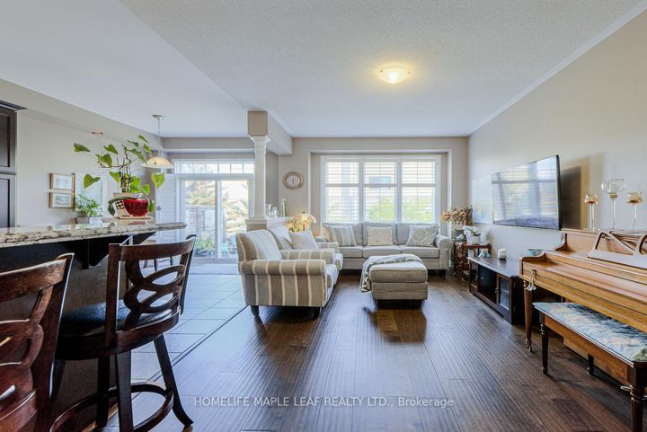 Photo 19 at 65 Cathedral Court, Waterdown, Hamilton