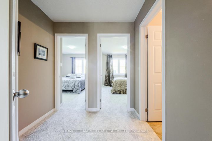 Photo 30 at 65 Cathedral Court, Waterdown, Hamilton