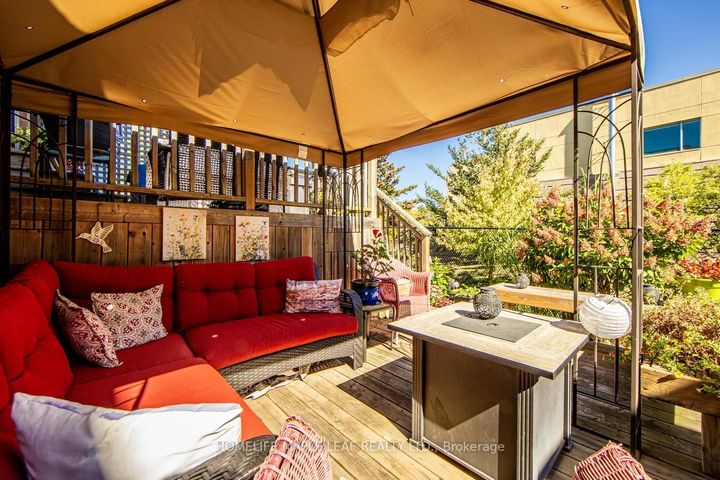 Photo 49 at 65 Cathedral Court, Waterdown, Hamilton