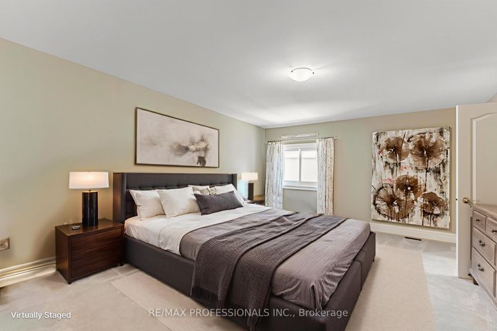 Photo 33 at 2239 Rosegate Drive, Central Erin Mills, Mississauga