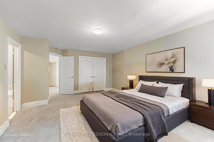 Photo 34 at 2239 Rosegate Drive, Central Erin Mills, Mississauga