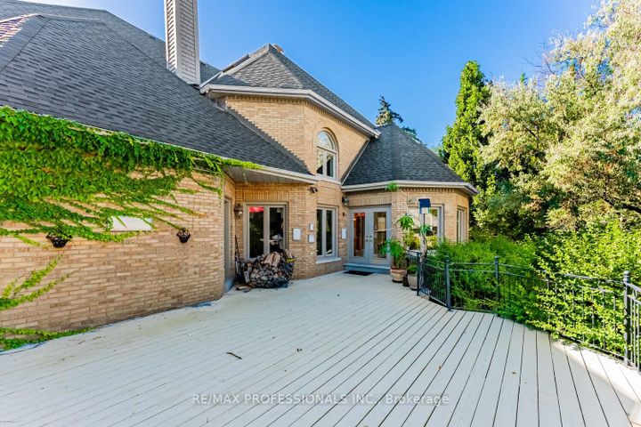 Photo 48 at 2239 Rosegate Drive, Central Erin Mills, Mississauga