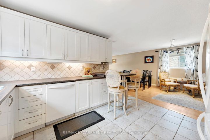 Photo 12 at 39 Marilyn Court, Ryckmans, Hamilton
