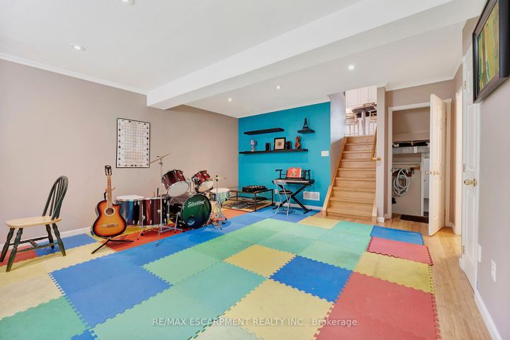 Photo 18 at 39 Marilyn Court, Ryckmans, Hamilton