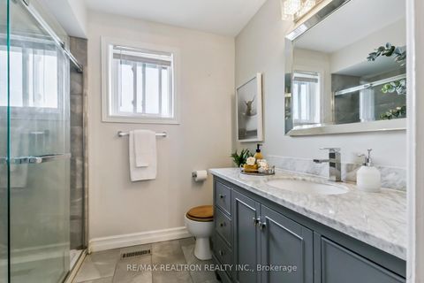 Photo 41 at 92 Golf Links Drive, Aurora Highlands, Aurora Photo 41 at 92 Golf Links Drive, Aurora Highlands, Aurora