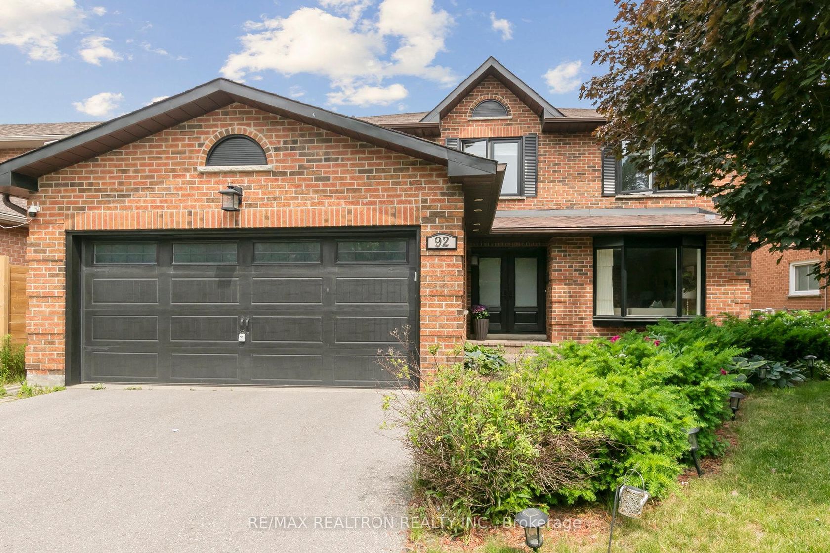 92 Golf Links Drive, Aurora Highlands, Aurora 