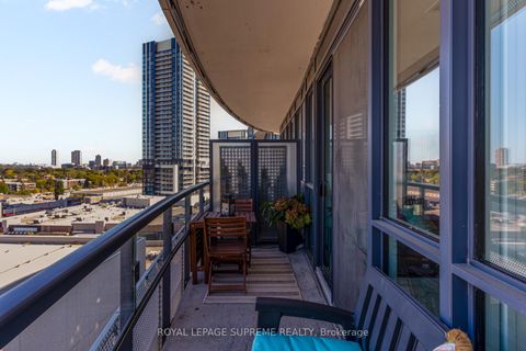Photo 13 at 817 - 99 The Donway W Way, Don Mills, Toronto