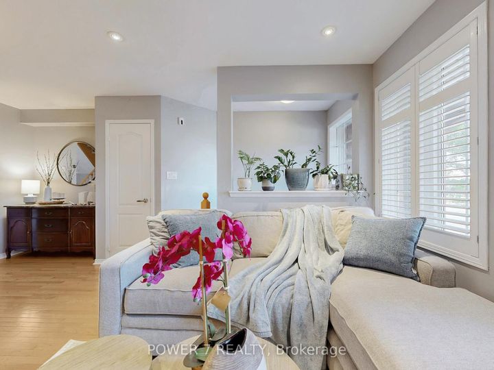 Photo 5 at 379 White's Hill Avenue, Cornell, Markham