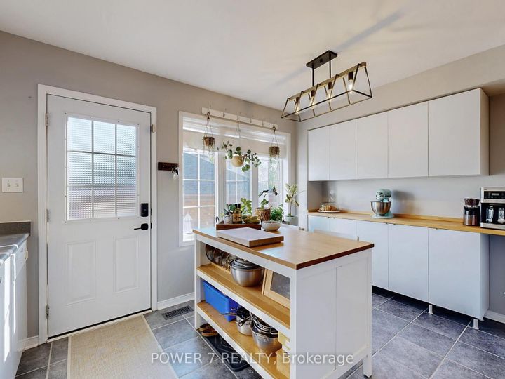Photo 14 at 379 White's Hill Avenue, Cornell, Markham