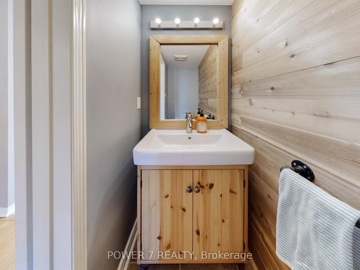 Photo 16 at 379 White's Hill Avenue, Cornell, Markham