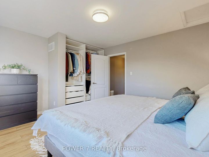 Photo 25 at 379 White's Hill Avenue, Cornell, Markham