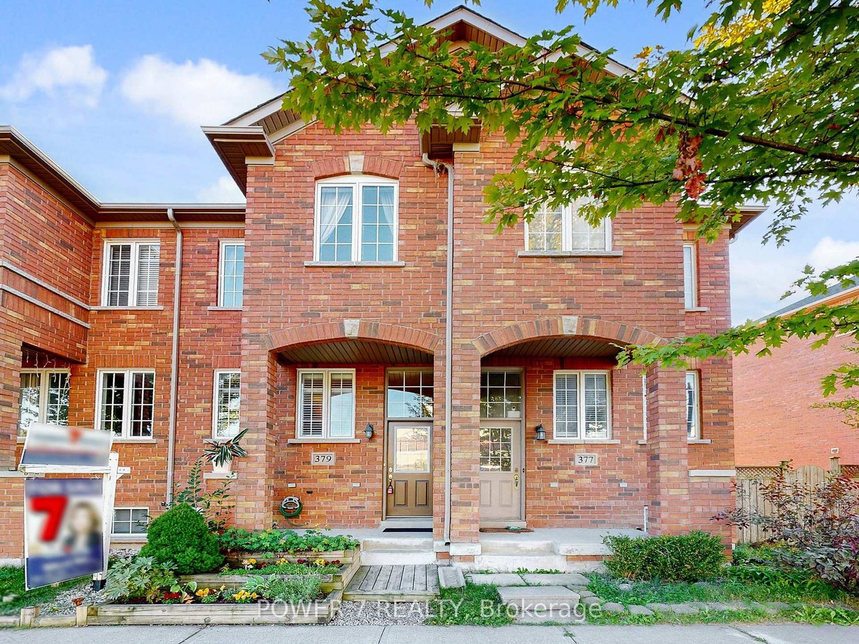 379 White's Hill Avenue, Cornell, Markham 2