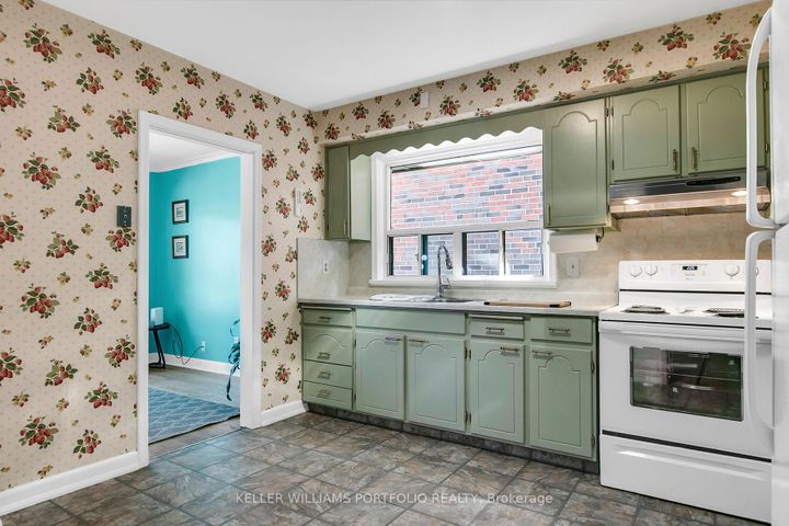 Photo 13 at 106 Botfield Avenue, City Centre West, Toronto
