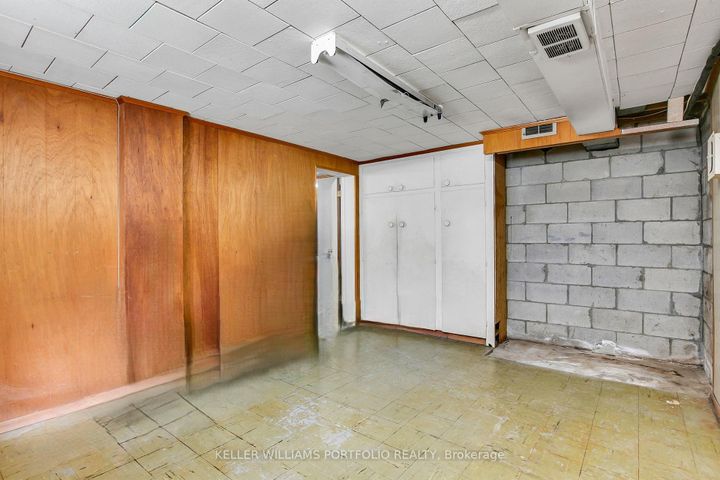 Photo 25 at 106 Botfield Avenue, City Centre West, Toronto